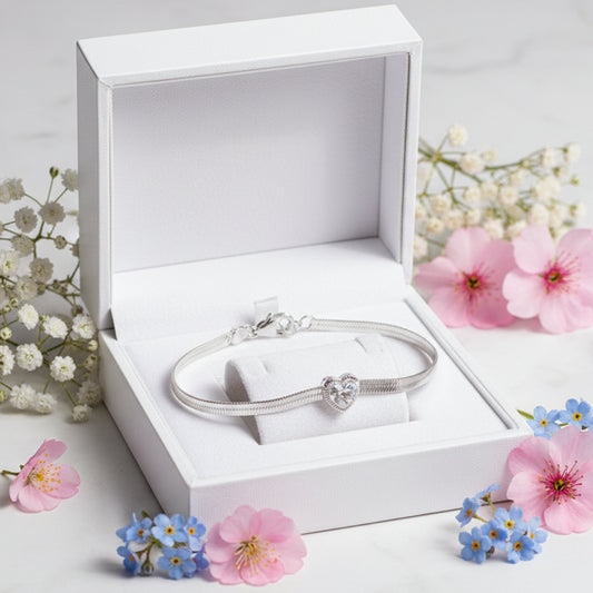 European Vintage Love Heart Natural Zircon Bracelet set in Platinum Plated 925 Sterling Silver
