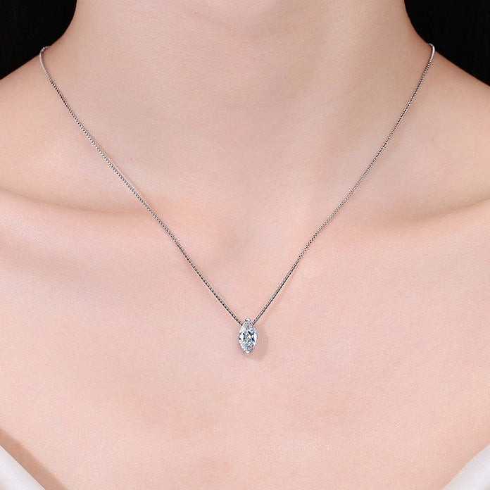 Italian Design Horse Eye 1 Carat Moissanite Diamond Necklace set in 925 Silver (GRA)