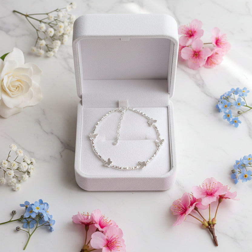 Delicate Butterfly Bracelet set in Small Sweet Pieces of 925 Sterling Silver