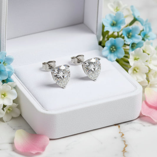 French Three-Claw 4 Carat Moissanite Diamond Earrings set in 18K White Gold Plated 925 Silver (GRA)