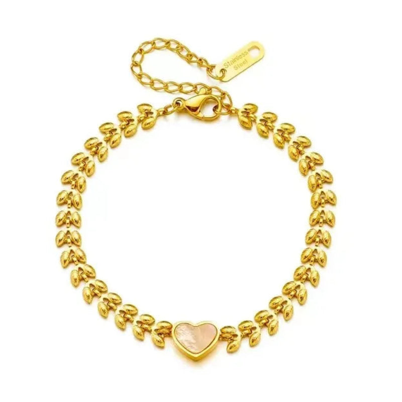 European Design Fashionable Retro Heart-Shaped Shell Bracelet set in 18K Gold Plating