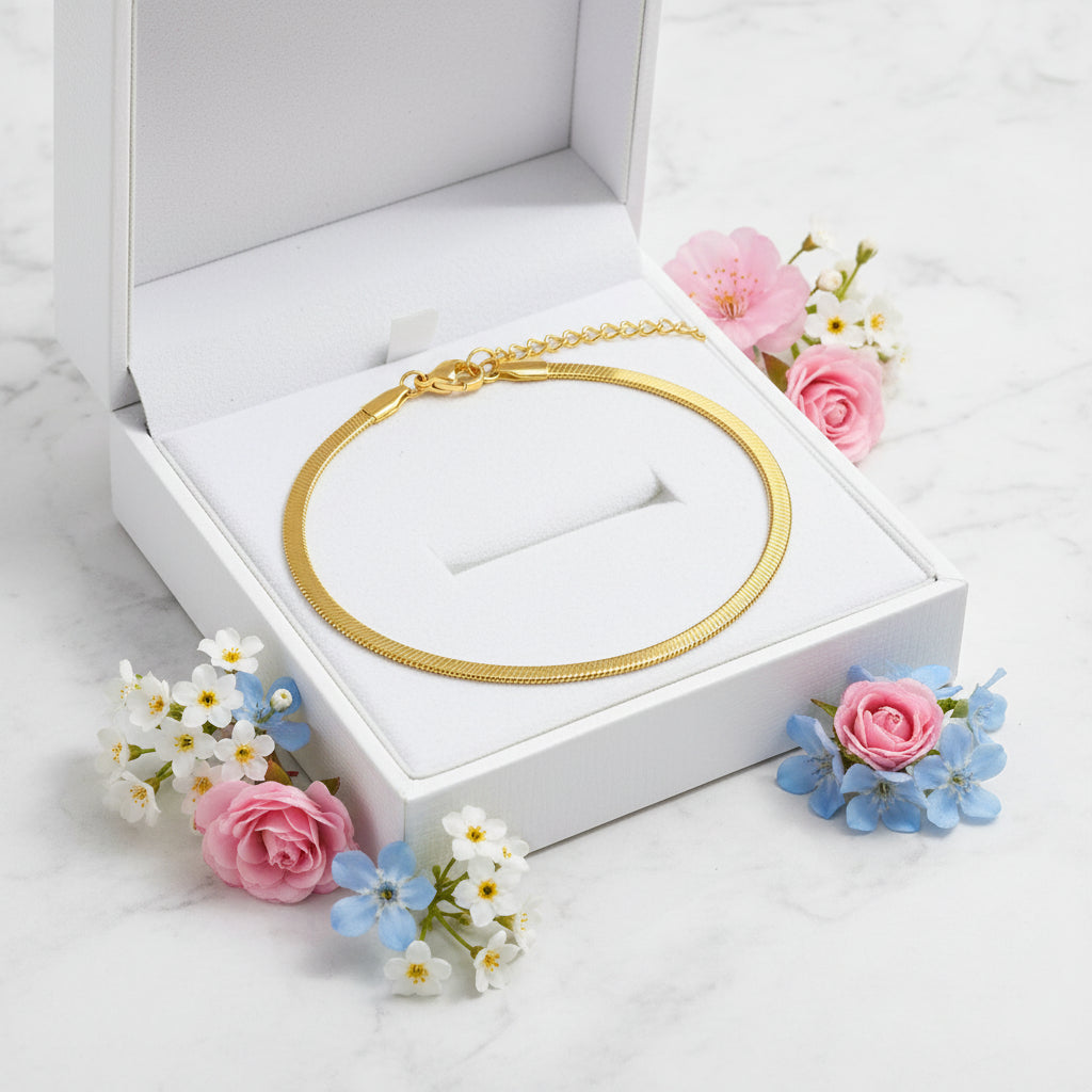 Simple & Elegant Snake Bone Chain Bracelet set in 18K Gold Plating