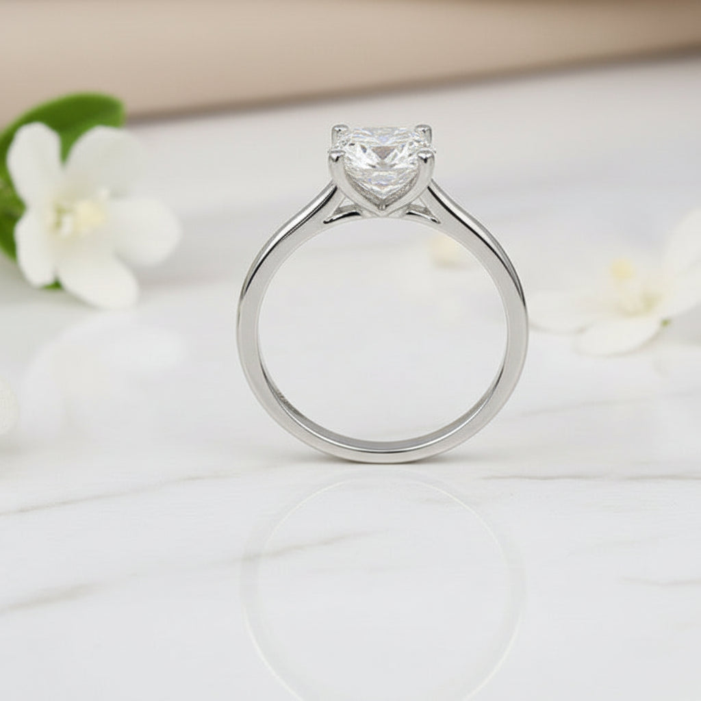 European Four-Claw Design 2 Carat Moissanite Diamond Ring set in 18K White Gold Plated 925 Silver (GRA)