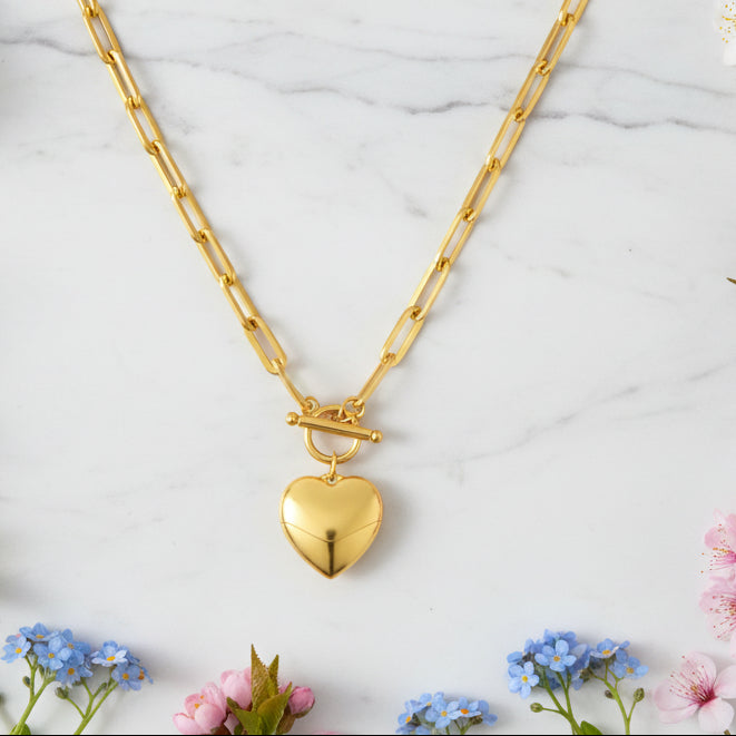 Classic European Design OT Buckle Closure Love Pendant set in 18K Gold Plating