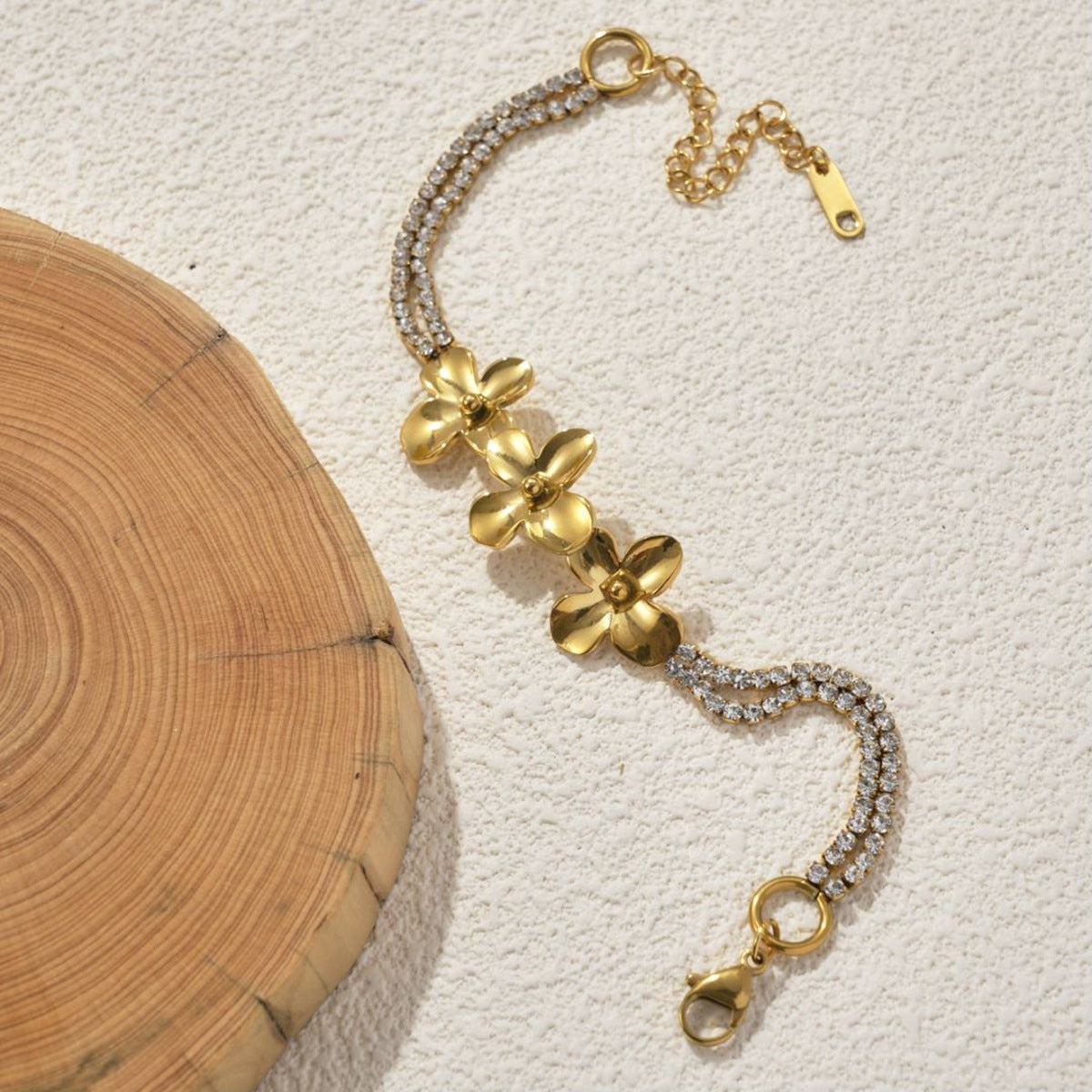 18K Gold Plated Light Luxury Flower Bracelet