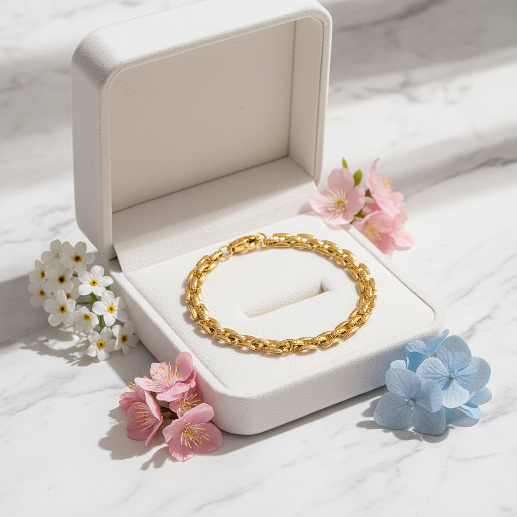 Italian Sweet and Simple Design Necklace and Bracelet set in 18K Gold Plating Capella Jewellery