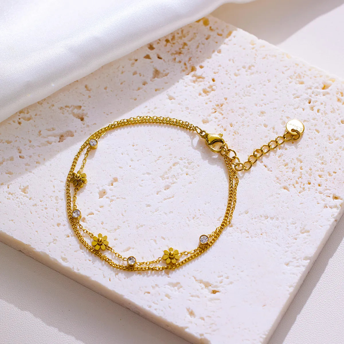 French Chic Design (3 mm) Natural Zircon and Flower Charms Bracelet set in 18K Gold Plating