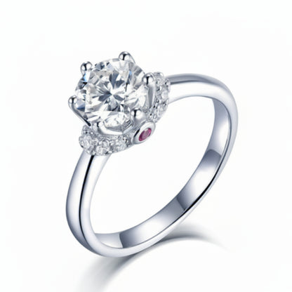 Modern European Six-Claw Solitaire 1 Carat Moissanite Ring set in 18K White Gold 925 Silver (GRA) Capella Jewellery