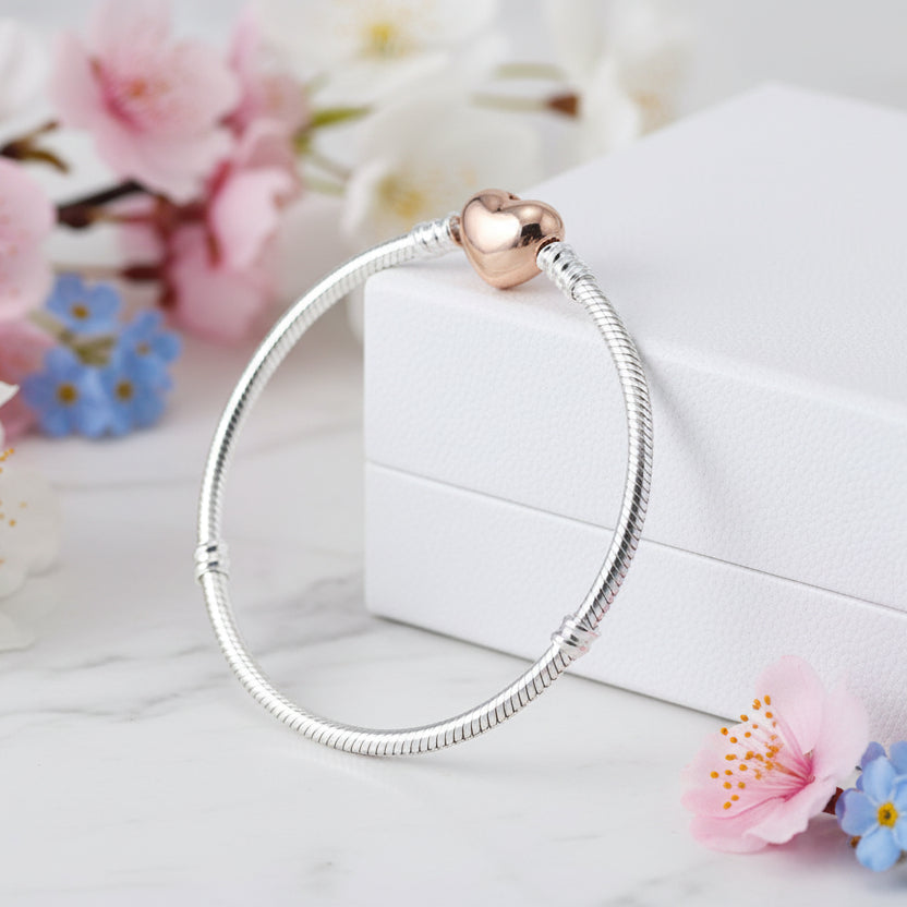 Luxurious Heart Buckle Snake Bone Bracelet set in 18K Rose Gold Plated 925 Silver