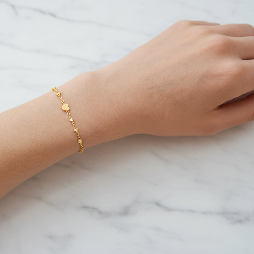 Romantic Designed Love Heart Chain Bracelet set in 18K Gold Plating