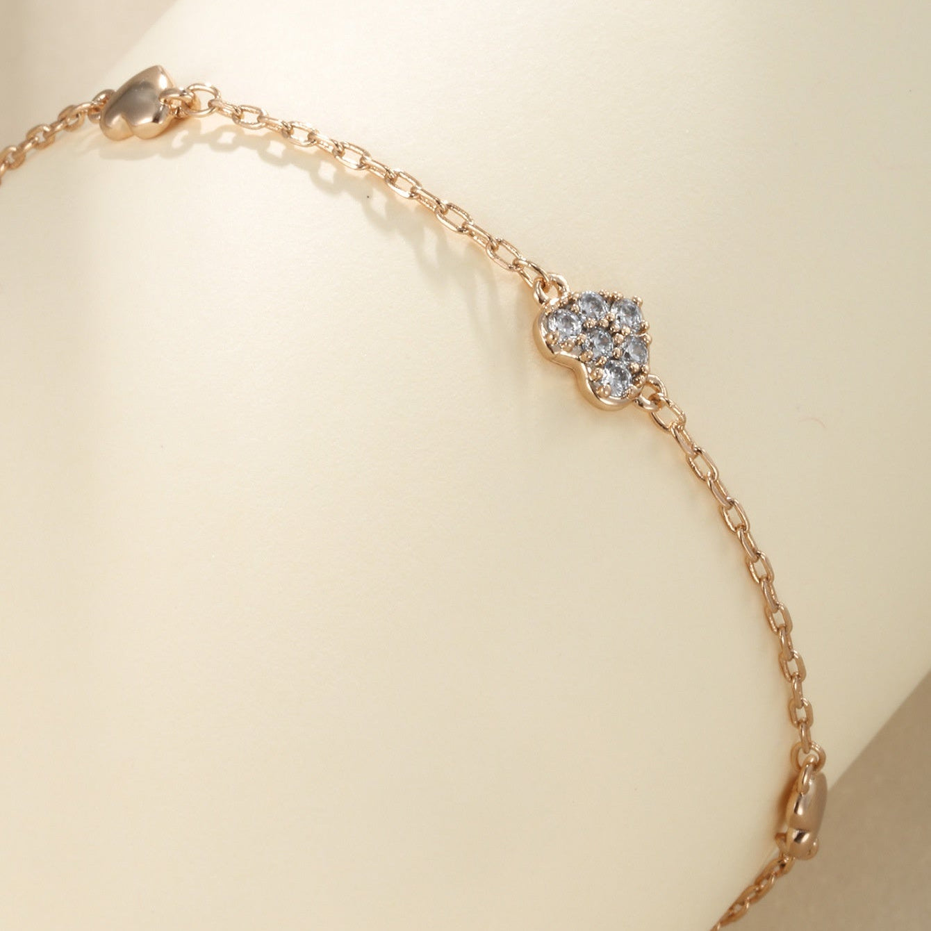 Delicate Heart Shaped Natural Zircon Gemstone Bracelet set in 18K Gold Plating