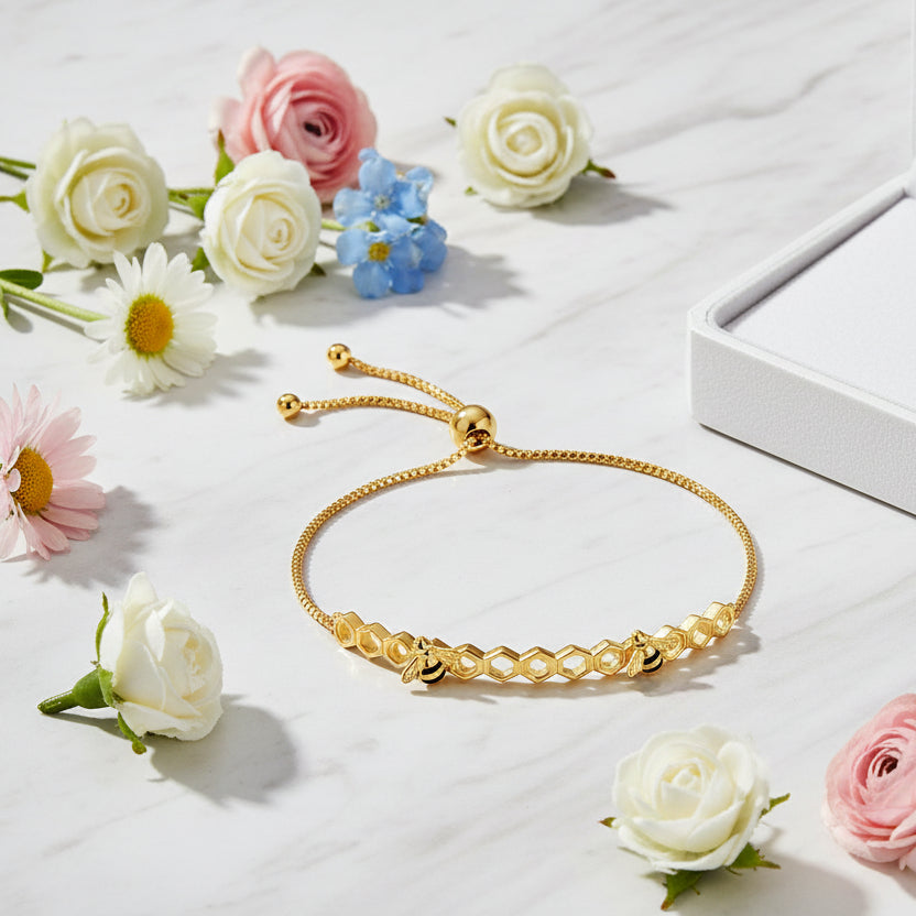 Summer Bee Retractable Bee Bracelet set in 18K Gold Plated 925 Sterling Silver