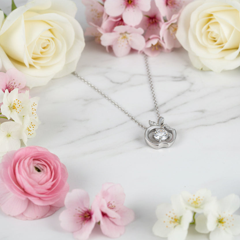 The Big Apple Inspired 0.5 Carat Moissanite Diamond Necklace set in Platinum 925 Silver (GRA)