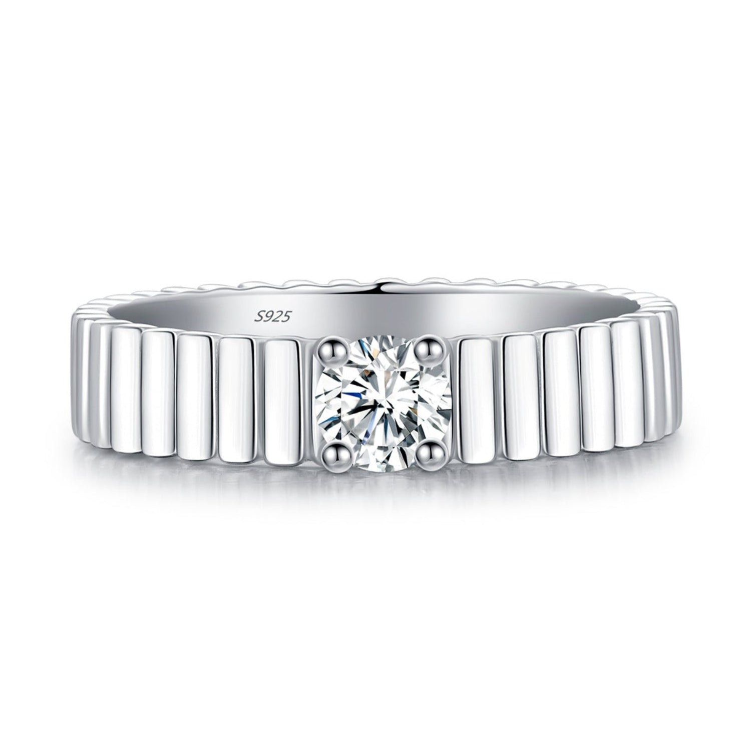 Vintage Italian Design 0.3 Carat Moissanite Diamond Ring set in Platinum Plated 925 Silver (GRA)