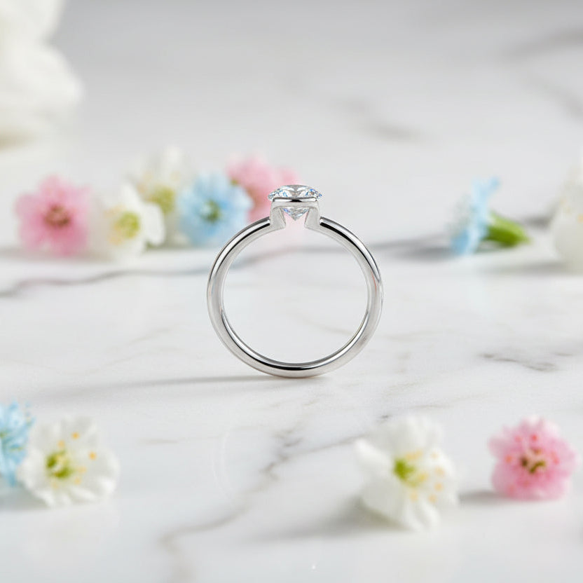 Classic French Round Design 1 Carat Moissanite Diamond Ring set in Platinum Plated 925 Silver (GRA)
