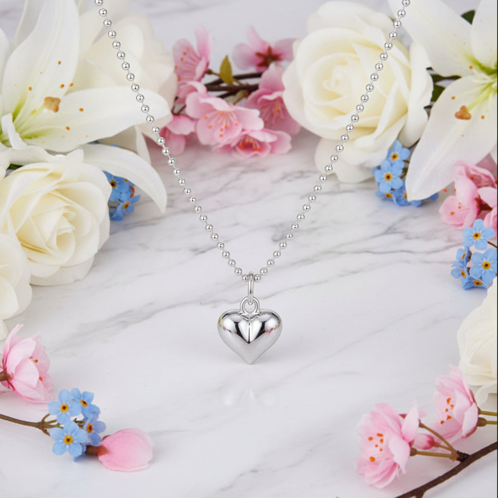 Elegant Love Heart Design Silver Pendant Bead Necklace Set in 925 Sterling Silver