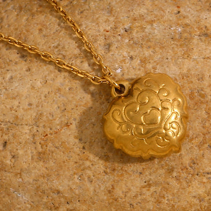 Elegant European Vintage Love Heart Shell Pendant set in 18K Gold Plating Necklace Capella Jewellery