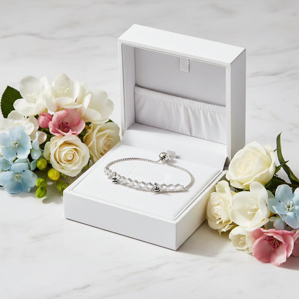 Summer Bee Retractable Bee Bracelet set in 18K Gold Plated 925 Sterling Silver