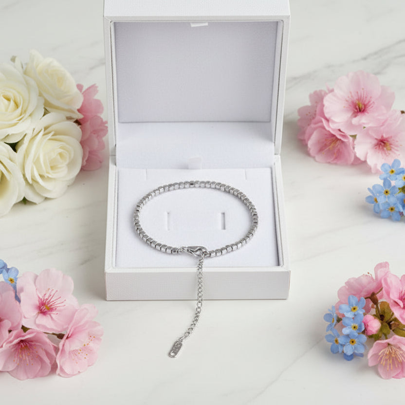 Modern Chic Fragmented Sweets Bracelet set in 18K Gold Plating