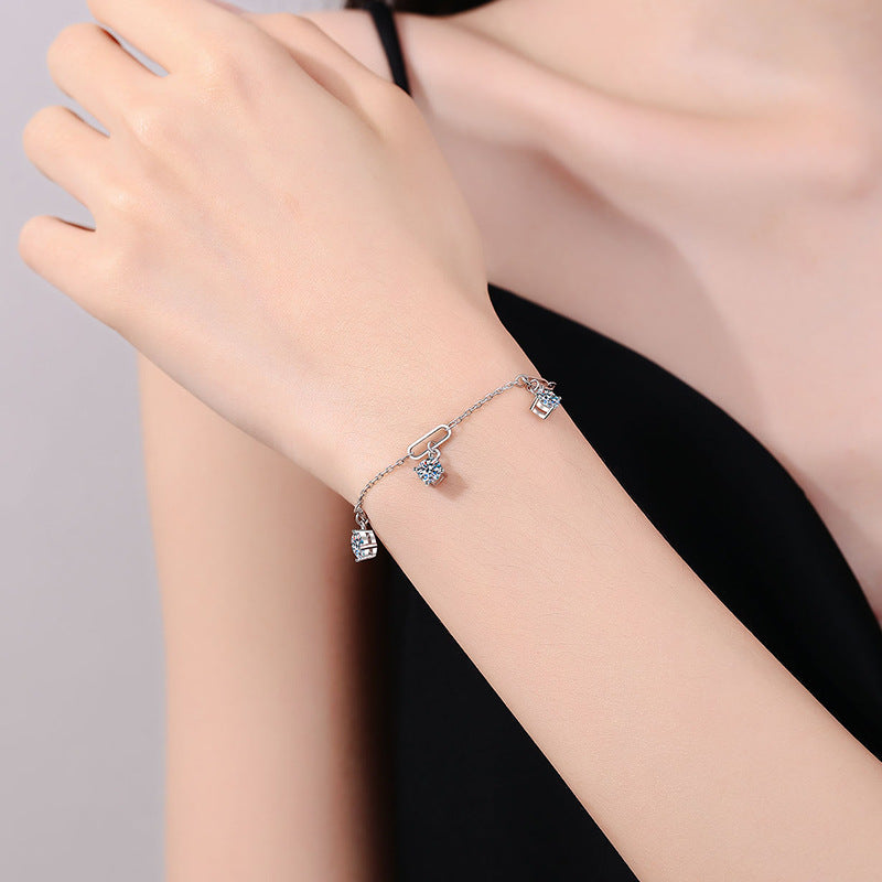 Korean Style Niche 1.5 Carat Moissanite Diamond Bracelet set in Platinum Gold 925 Silver (GRA)