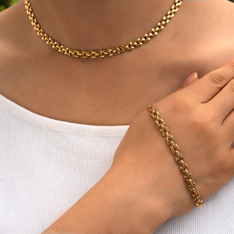 18K Gold Plating Sweet and Simple Design Necklace and Bracelet