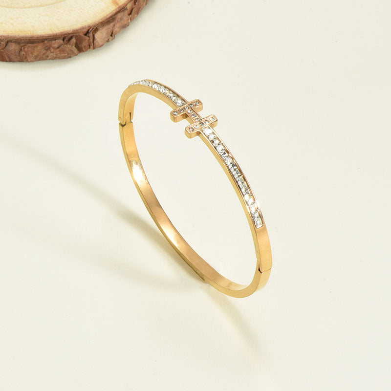 18K Gold Plated Bracelet with Diamond in Beautiful Geometric Korean Style