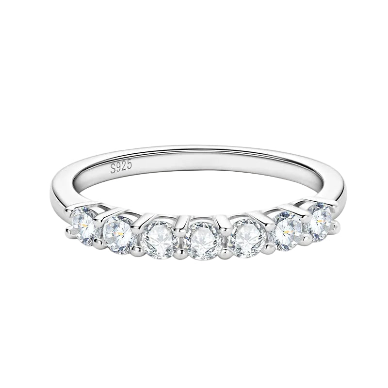 European Seven Stars 0.7 Carat Moissanite Diamond Ring in 18K White Gold Plated 925 Silver (GRA)