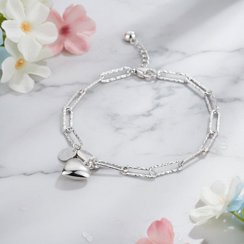 Beautiful Heart Paper Clip Design Bracelet set in 18K Gold Plated 925 Sterling Silver
