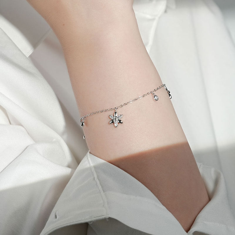 Little Summer Flower Moissanite Diamond Bracelet set in Platinum Plated 925 Silver (GRA)