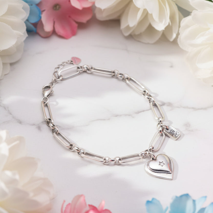 European Design Loving Heart Bracelet set in Premium 925 Sterling Silver