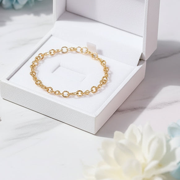 Classic Chic French Designed Choker Bracelet set in 18K Gold Plating