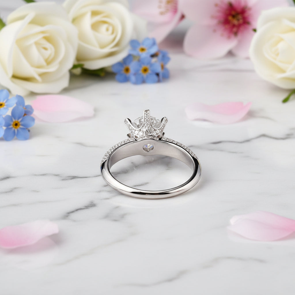 Hearts & Arrows Ring Pavé Inlay 1 Carat Moissanite Diamond set in Platinum Plated 925 Silver (GRA)