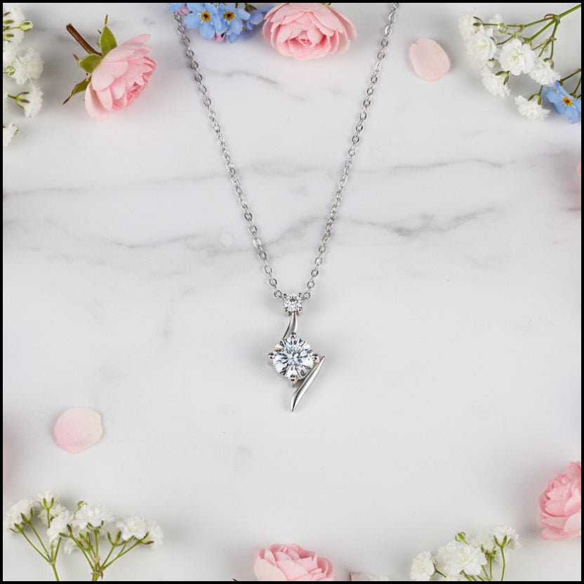 Lightning Strike 1 Carat Moissanite Diamond Necklace set in Platinum plated 925 Silver (GRA)