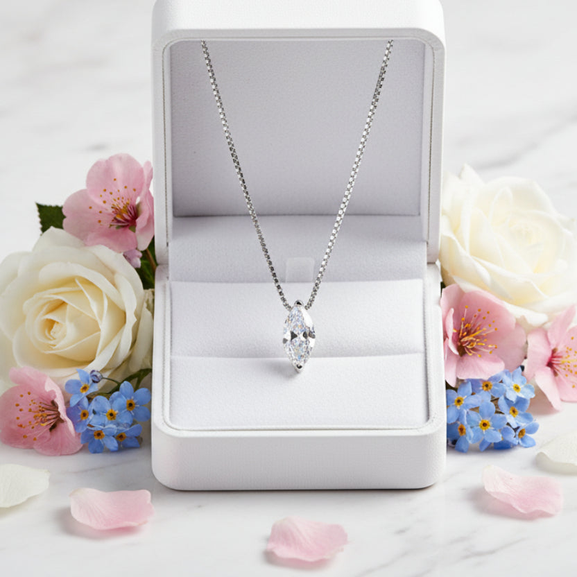 Italian Design Horse Eye 1 Carat Moissanite Diamond Necklace set in 925 Silver (GRA)