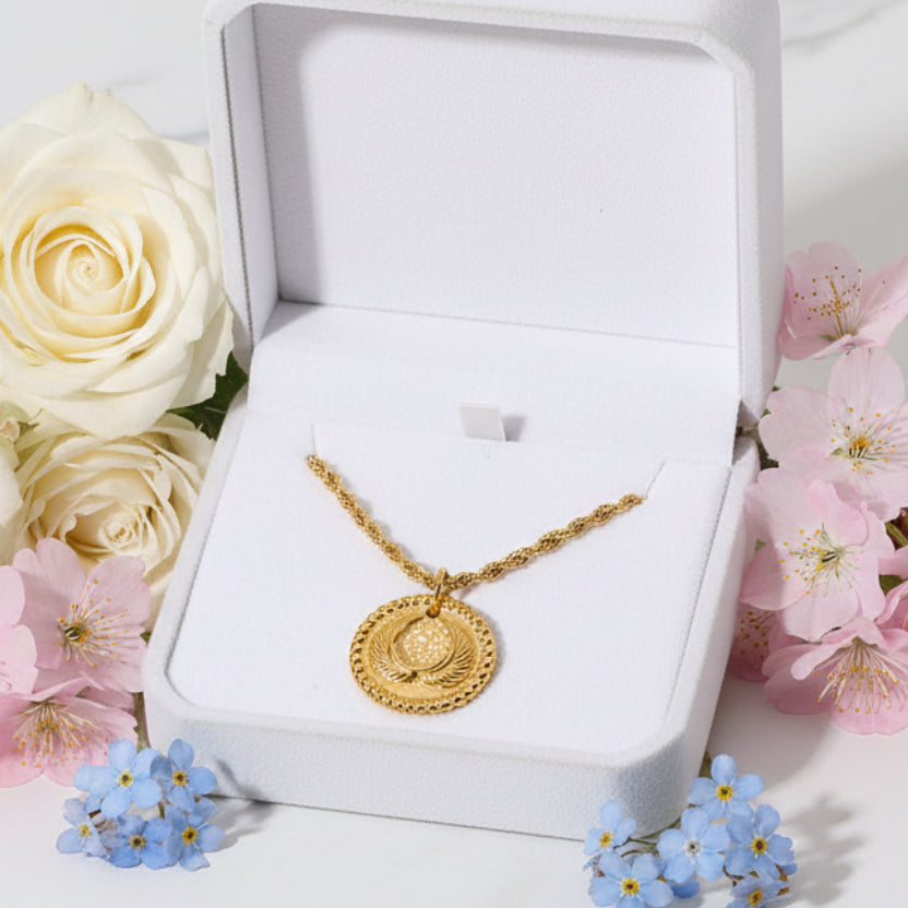 Italian Designed Retro Roman Coin Pendant Necklace set in 18K Gold Plating