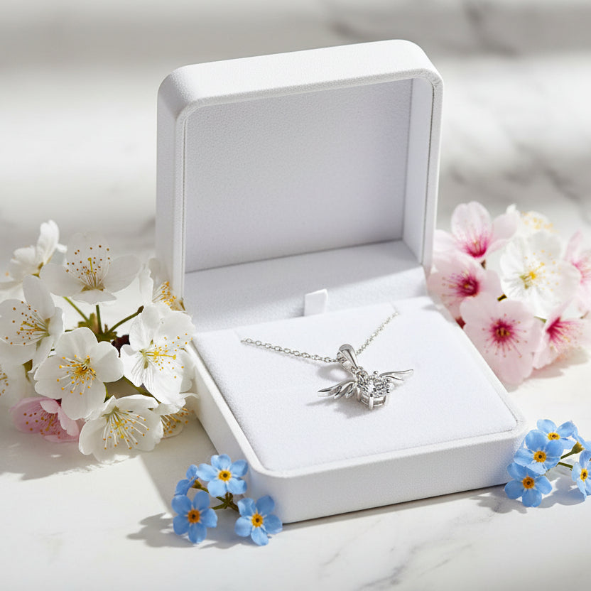 Angel Wings Design Inlaid 0.5 Carat Moissanite Diamond Necklace set in 925 Silver (GRA)