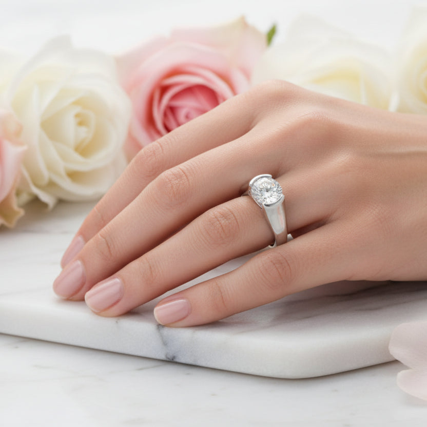 European Round Design 2 Carat Moissanite Diamond Ring set in 18K White Gold Plated 925 Silver (GRA)