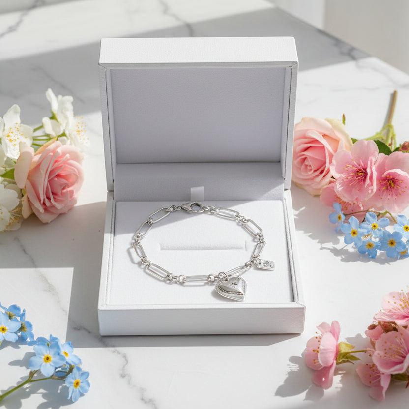 European Design Loving Heart Bracelet set in Premium 925 Sterling Silver