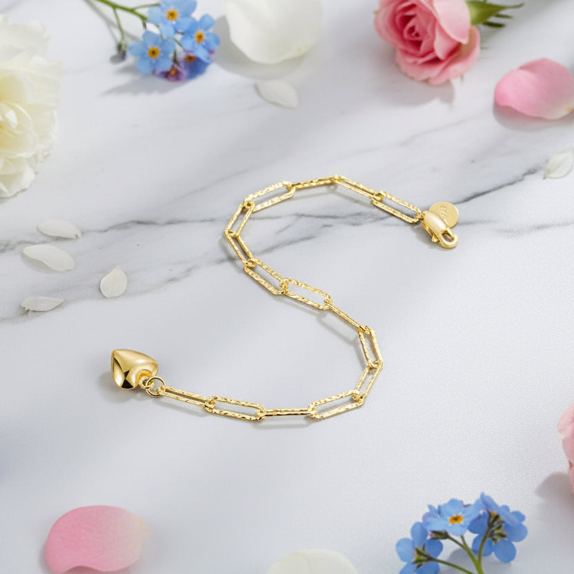 Beautiful Heart Paper Clip Design Bracelet set in 18K Gold Plated 925 Sterling Silver