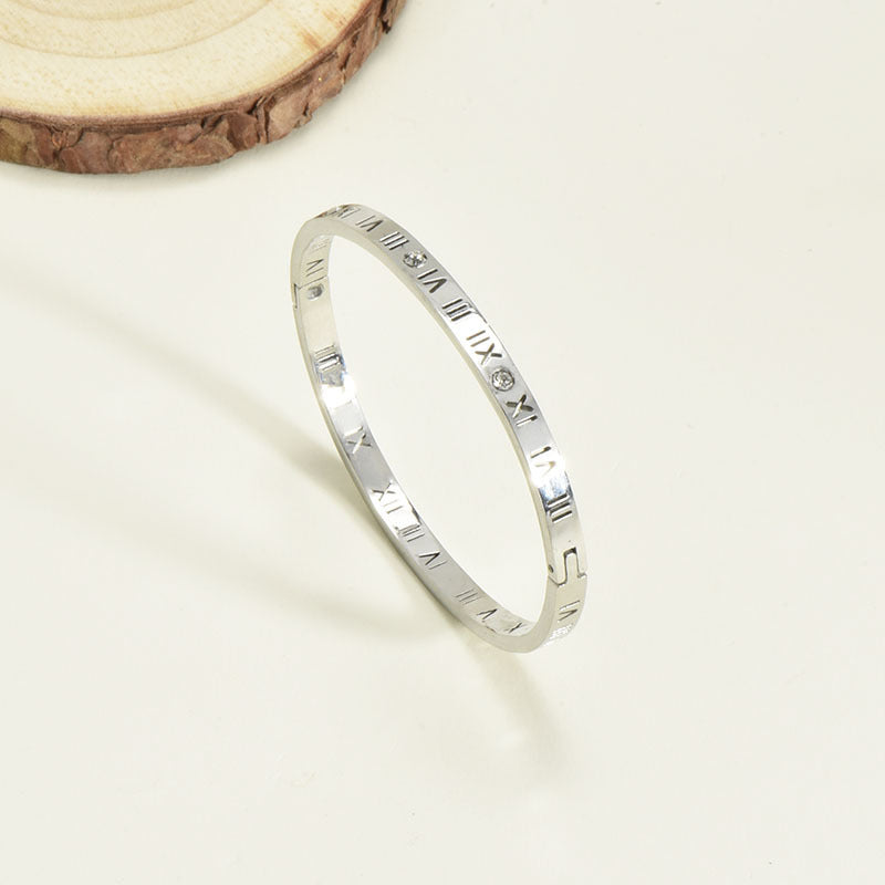 18K Gold Plated Bracelet with Diamond in Beautiful Geometric Korean Style