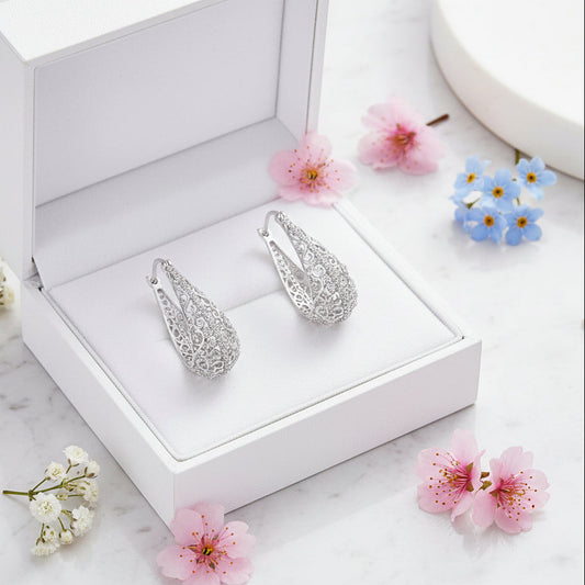 Vintage British Inspired Floral Earrings Design set in 18K White Gold Plated 925 Sterling Silver Capella Reya pic 2