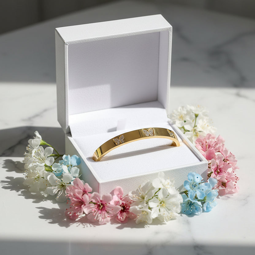 Versatile Butterfly Micro Inlaid Natural Zircon Bracelet set in 18K Gold Electroplating