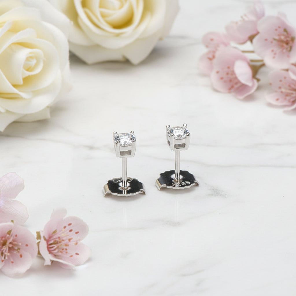 Classic Four-Claw 1 Carat Moissanite Diamond Earrings set in Platinum plated 925 Silver (GRA)