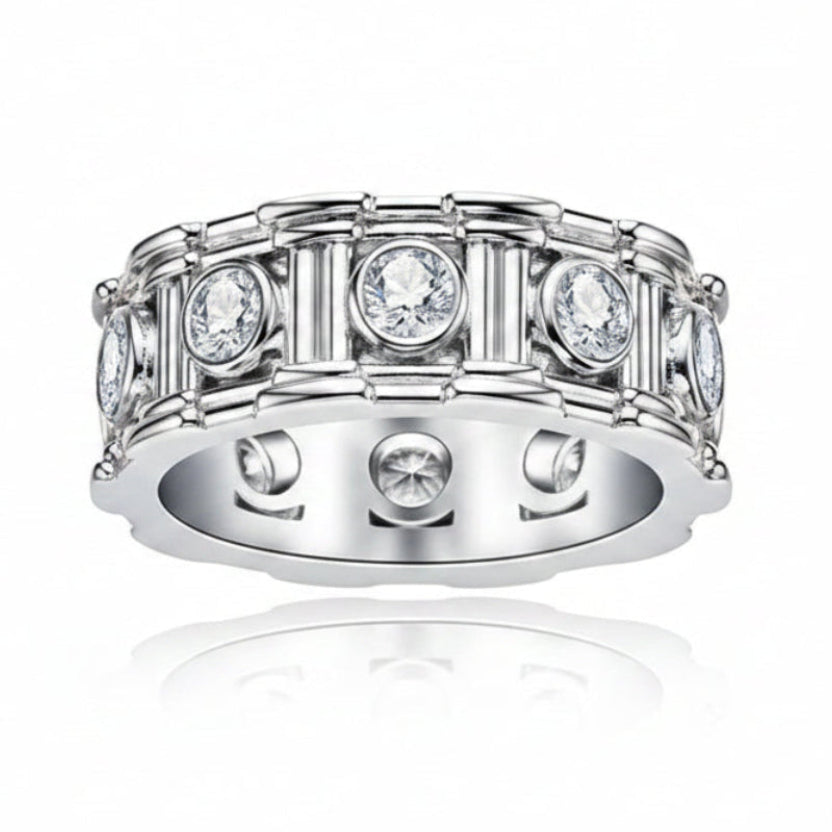 Roman Column Italian Design 0.8 Carat Moissanite Ring set in Platinum Plated 925 Silver (GRA)