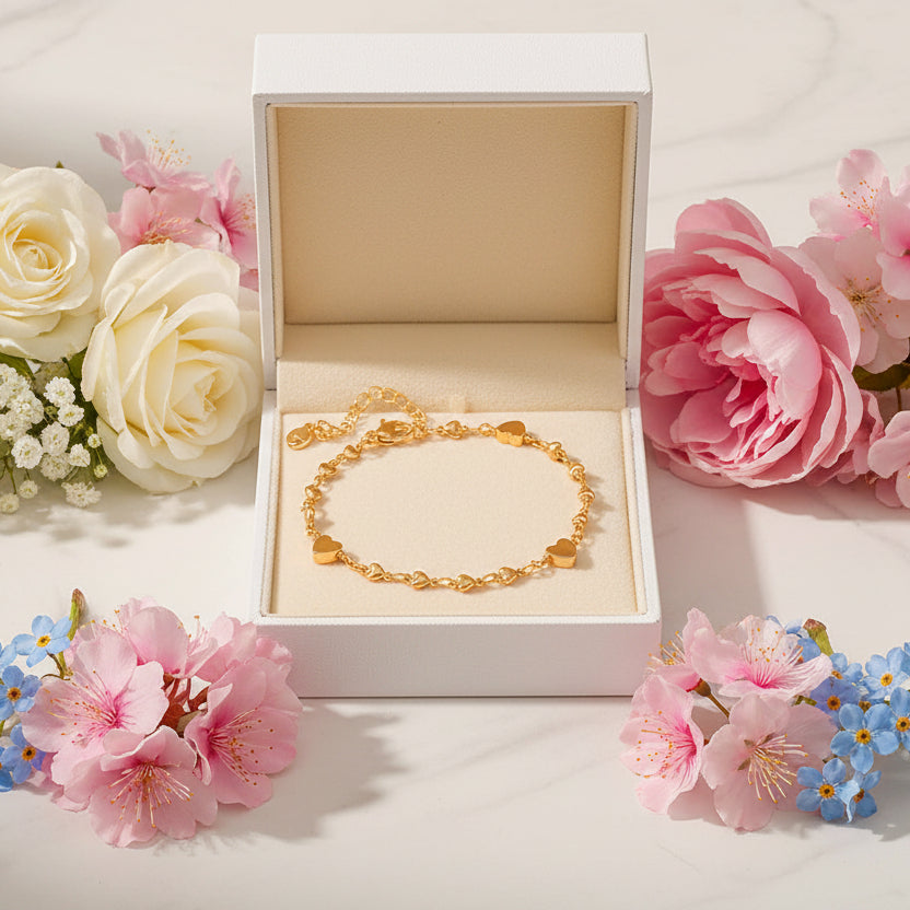Romantic Designed Love Heart Chain Bracelet set in 18K Gold Plating