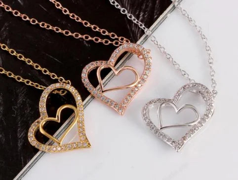 18K Gold Jewelry Necklace with Heart Pendant